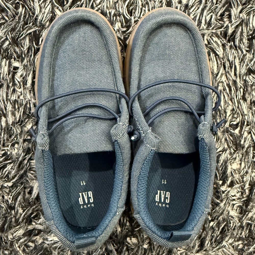 GAP Chambray Moc Sneakers